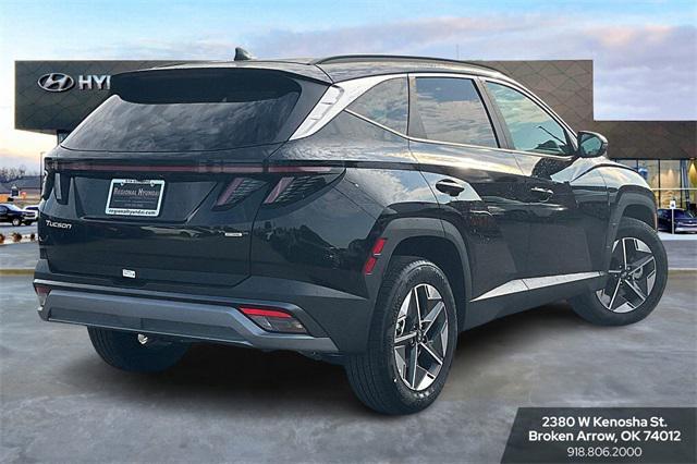 new 2025 Hyundai Tucson car, priced at $34,100