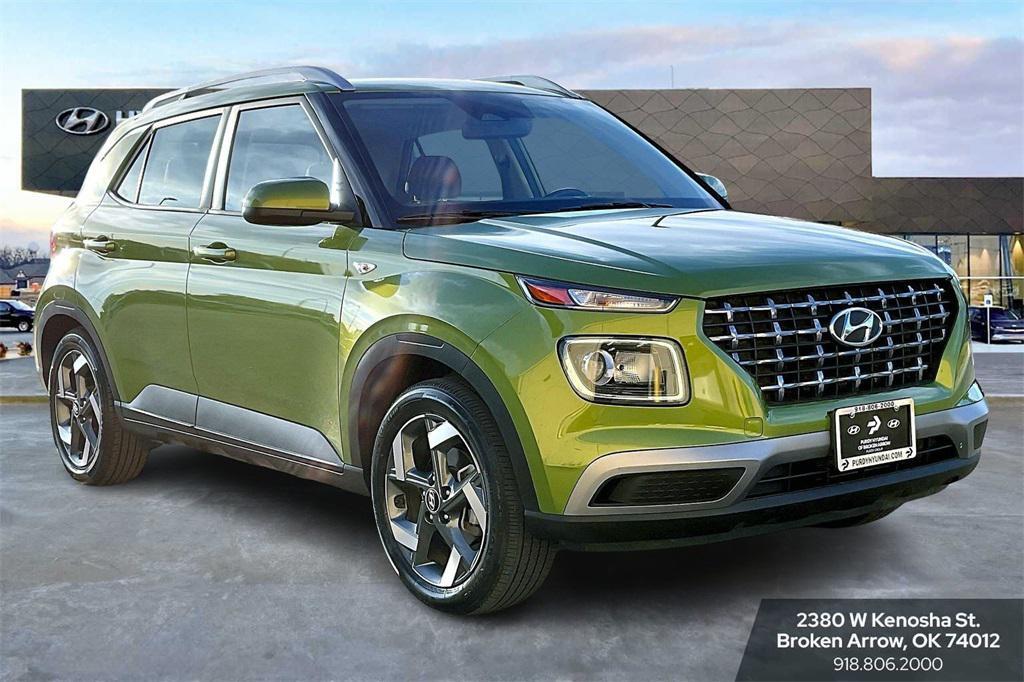 used 2023 Hyundai Venue car, priced at $18,111
