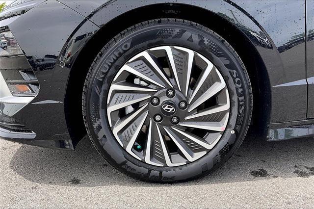 new 2025 Hyundai Sonata Hybrid car, priced at $35,977