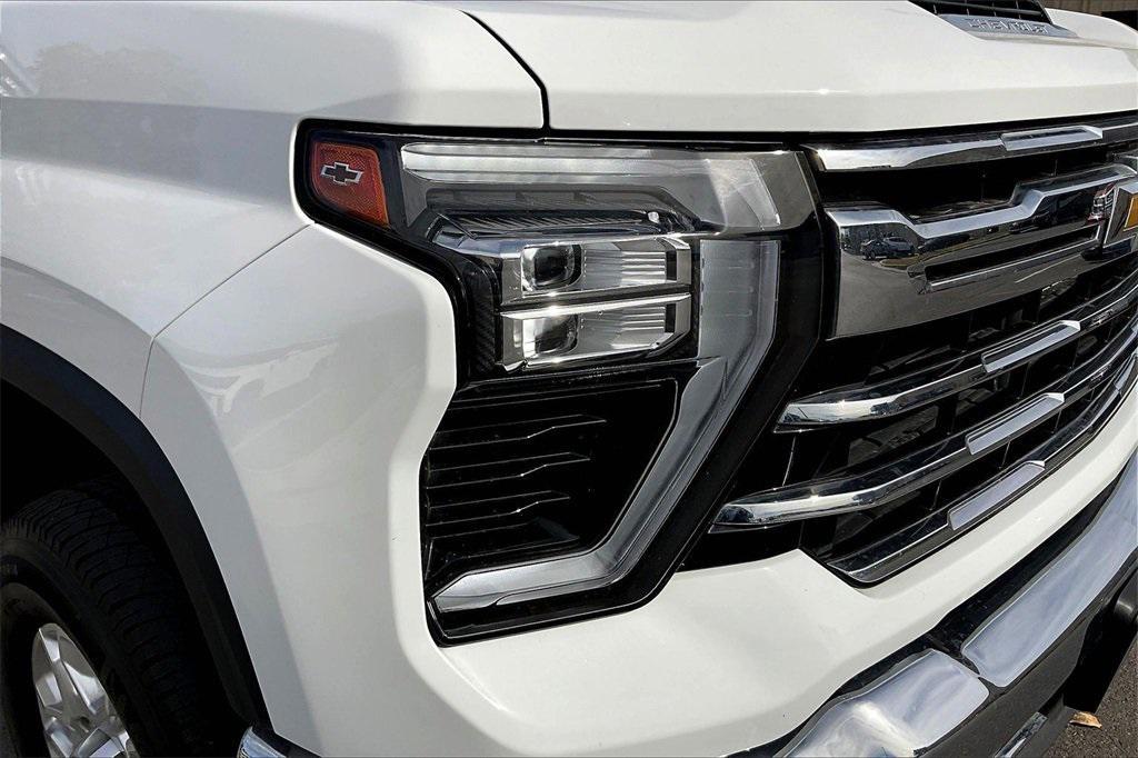 used 2024 Chevrolet Silverado 2500 car, priced at $62,533