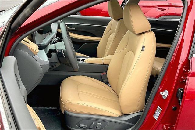 new 2025 Hyundai Sonata Hybrid car, priced at $35,252