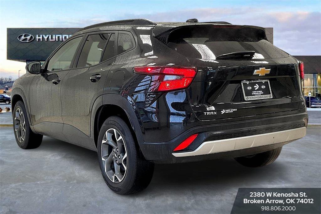 used 2024 Chevrolet Trax car, priced at $21,044