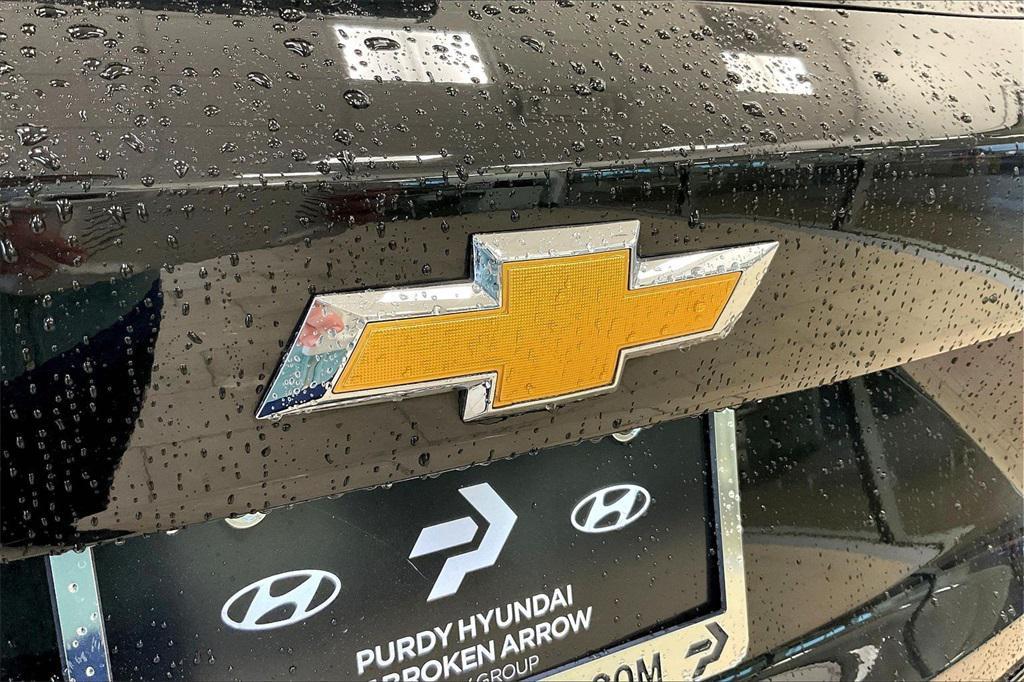 used 2024 Chevrolet Trax car, priced at $21,044