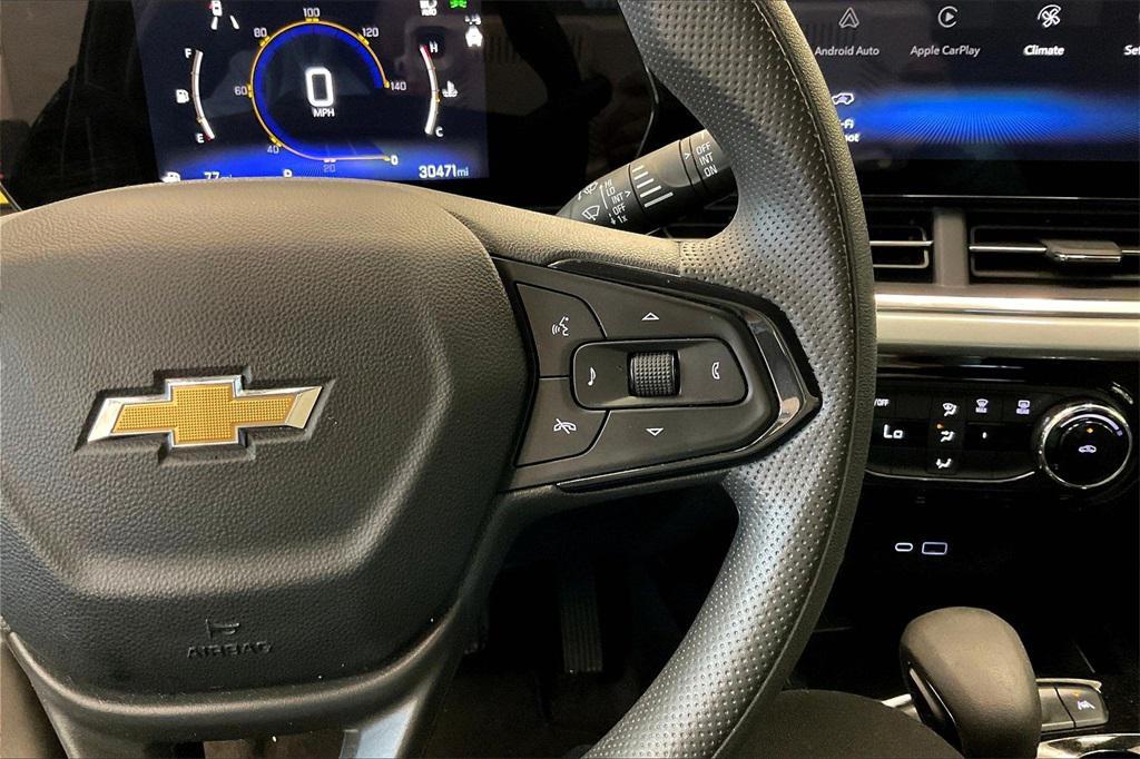 used 2024 Chevrolet Trax car, priced at $21,044