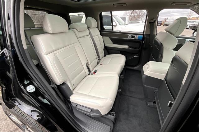 new 2025 Hyundai Santa Fe car, priced at $40,801