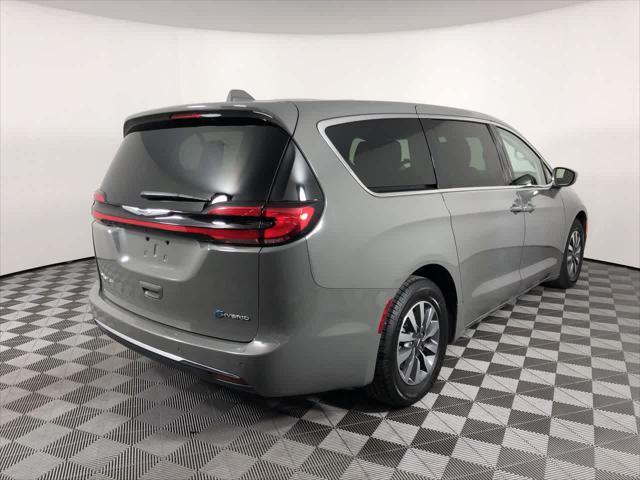 used 2022 Chrysler Pacifica Hybrid car, priced at $25,536