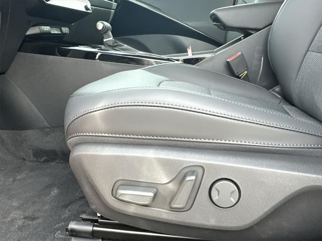 new 2025 Kia Niro car, priced at $28,972