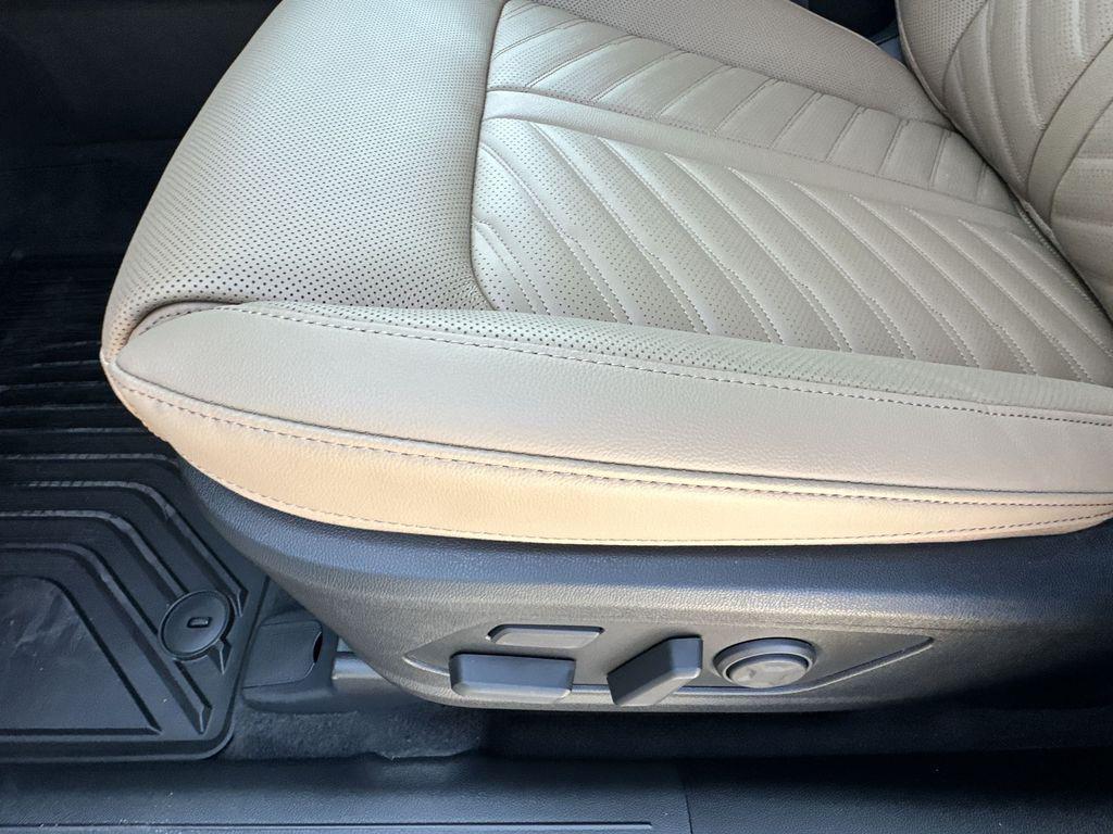 new 2026 Kia Sorento car, priced at $45,432