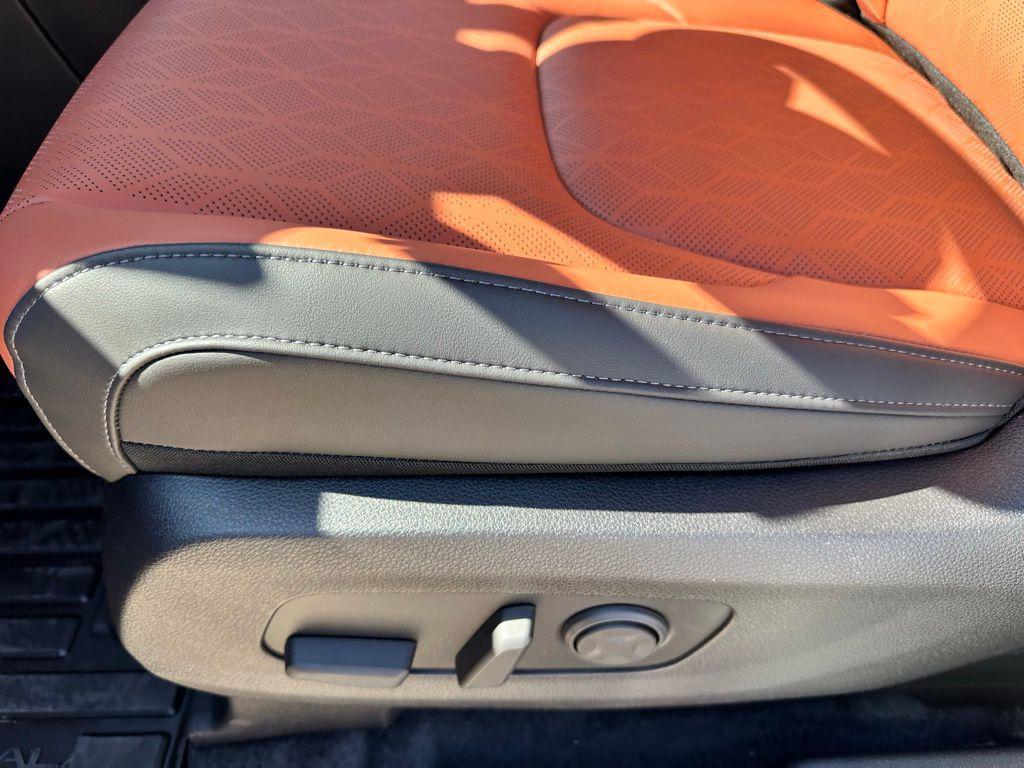 new 2026 Kia Carnival car, priced at $44,647