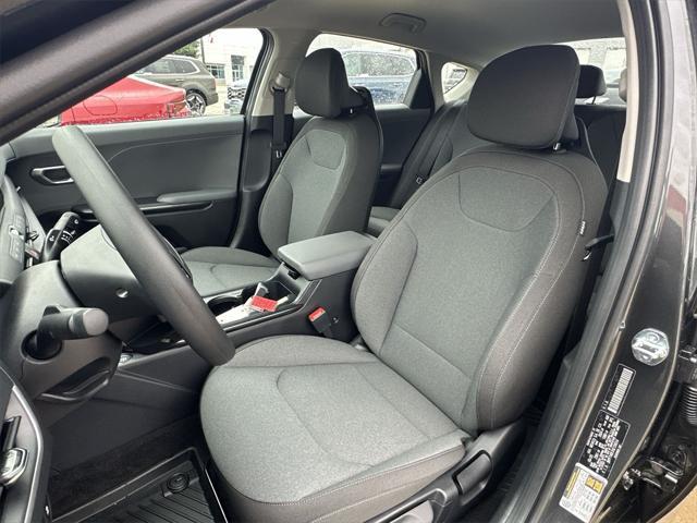 new 2025 Kia K4 car, priced at $22,457