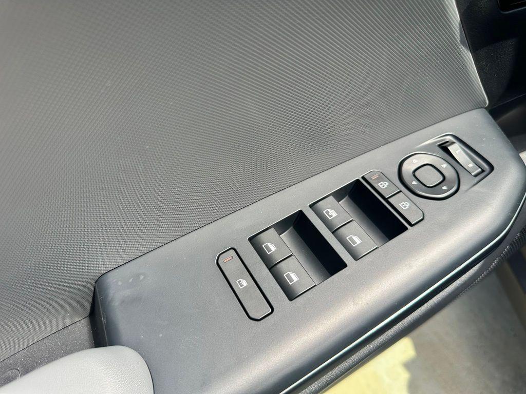 new 2025 Kia K4 car, priced at $23,297