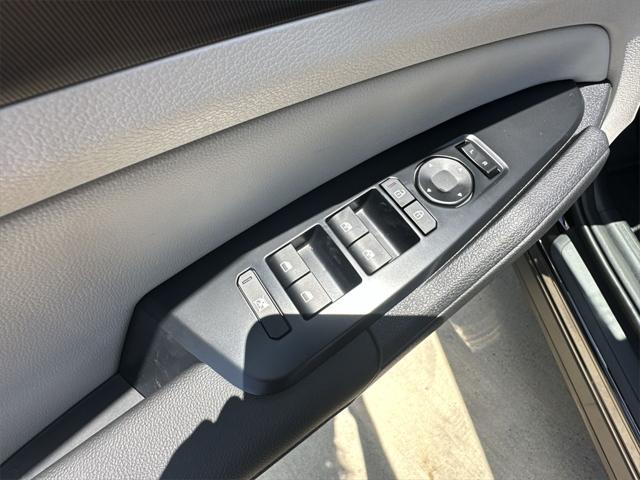 new 2026 Kia Sportage car, priced at $32,550