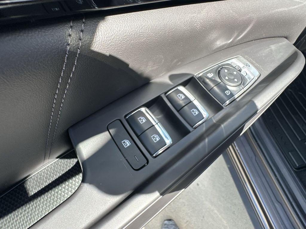 new 2026 Kia Carnival car, priced at $49,243