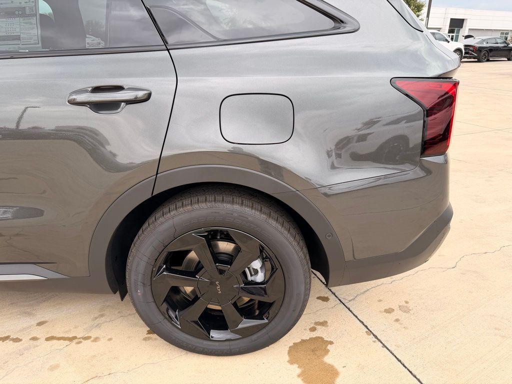 new 2026 Kia Sorento Hybrid car, priced at $45,602