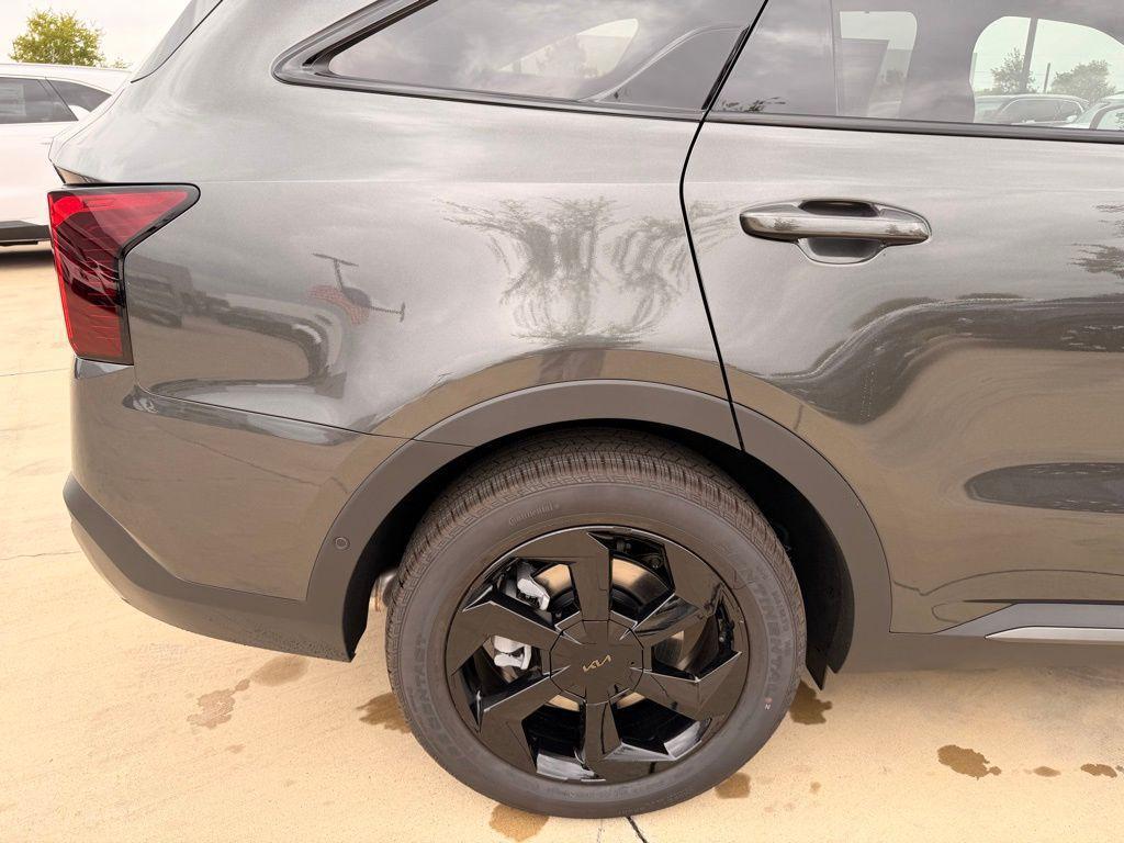 new 2026 Kia Sorento Hybrid car, priced at $45,602