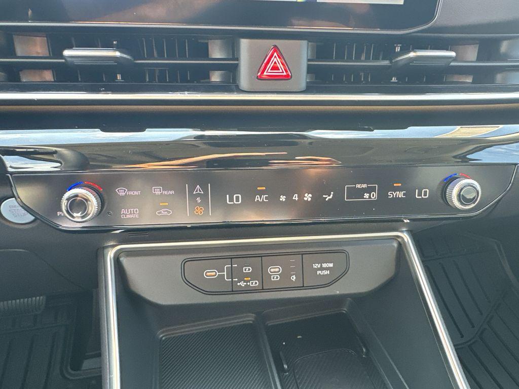 new 2026 Kia Carnival car, priced at $48,960