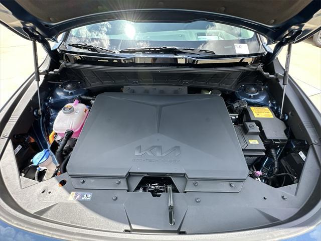 new 2025 Kia Niro EV car, priced at $36,390