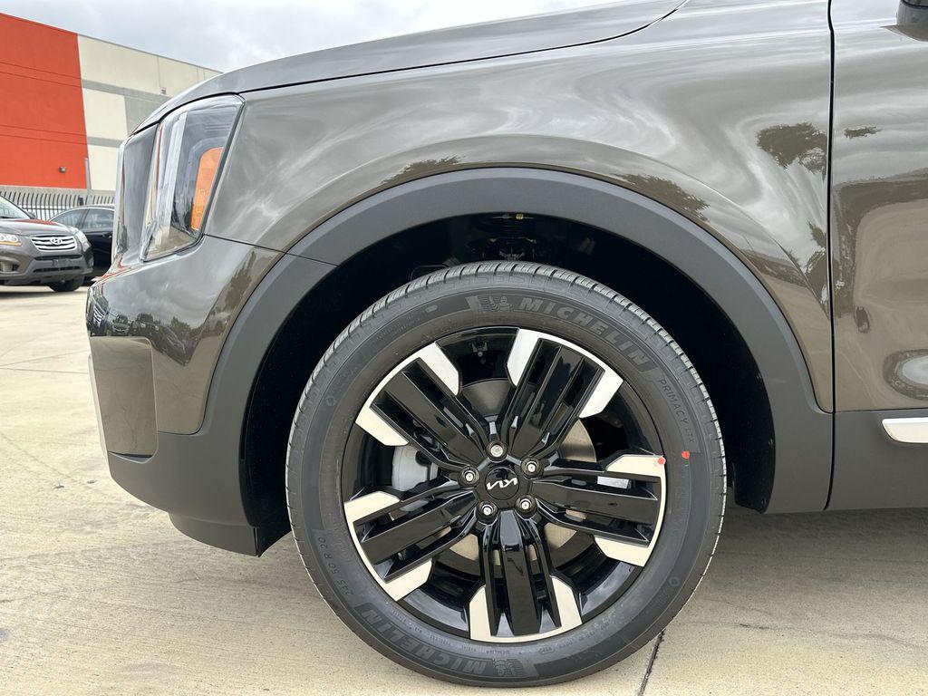 new 2025 Kia Telluride car, priced at $48,308
