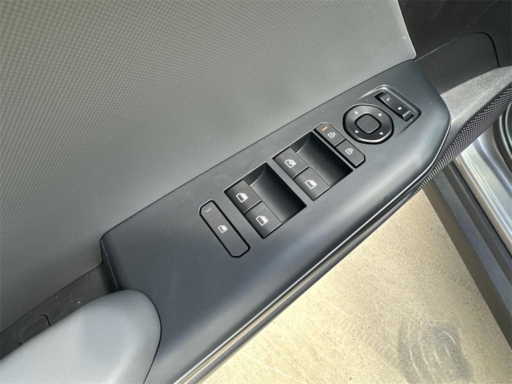 new 2025 Kia K4 car, priced at $22,457