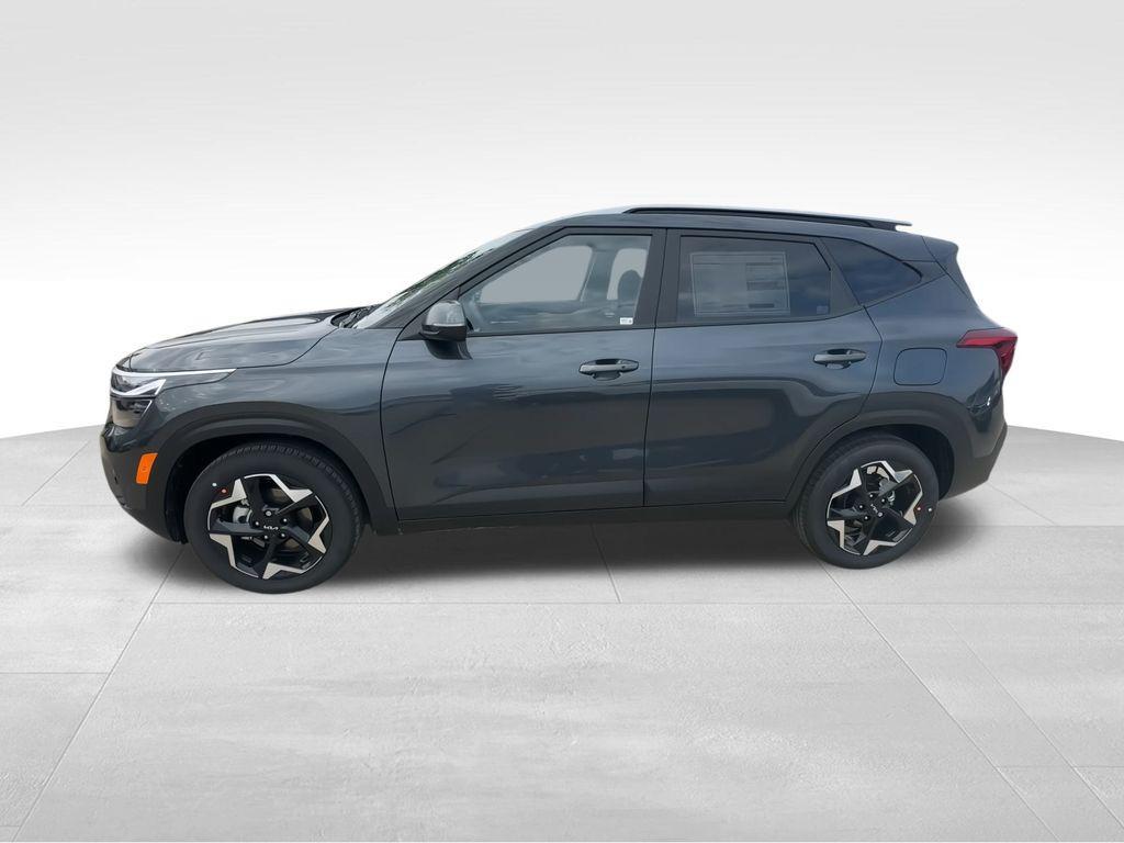 new 2026 Kia Seltos car, priced at $25,329