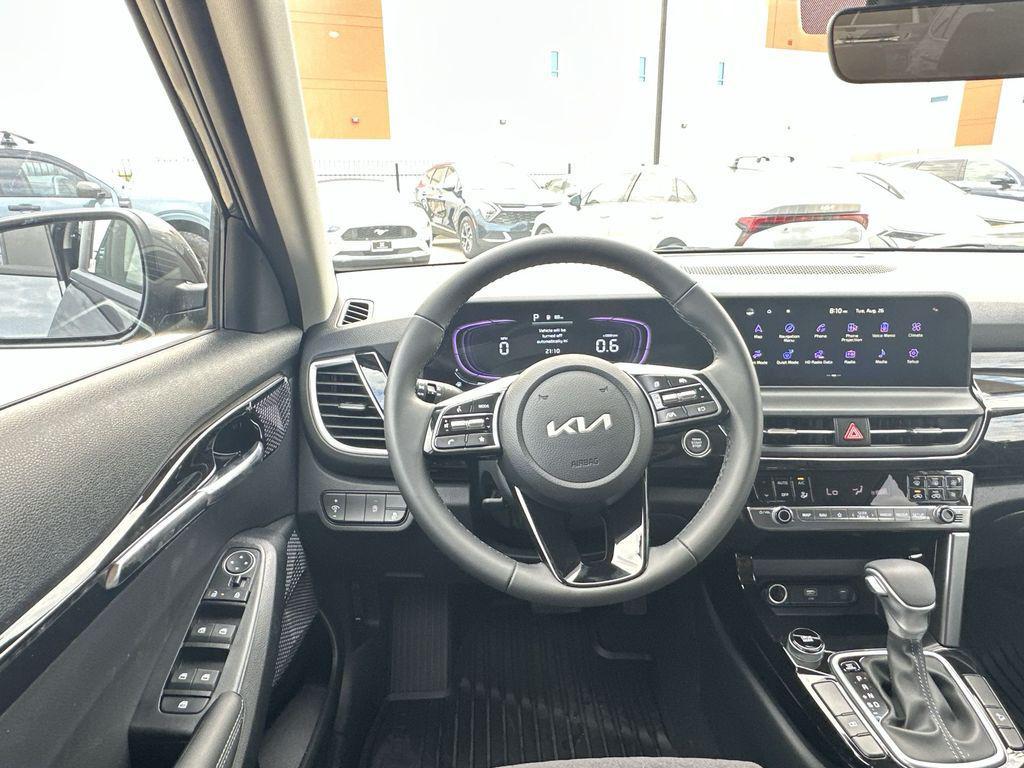new 2026 Kia Seltos car, priced at $25,329