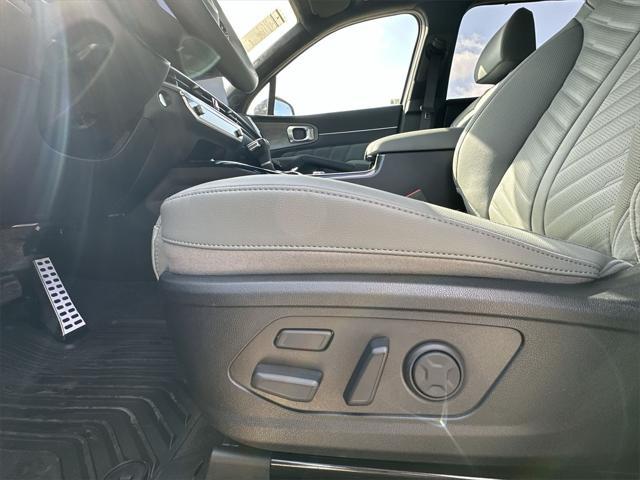 new 2025 Kia Sorento car, priced at $44,829