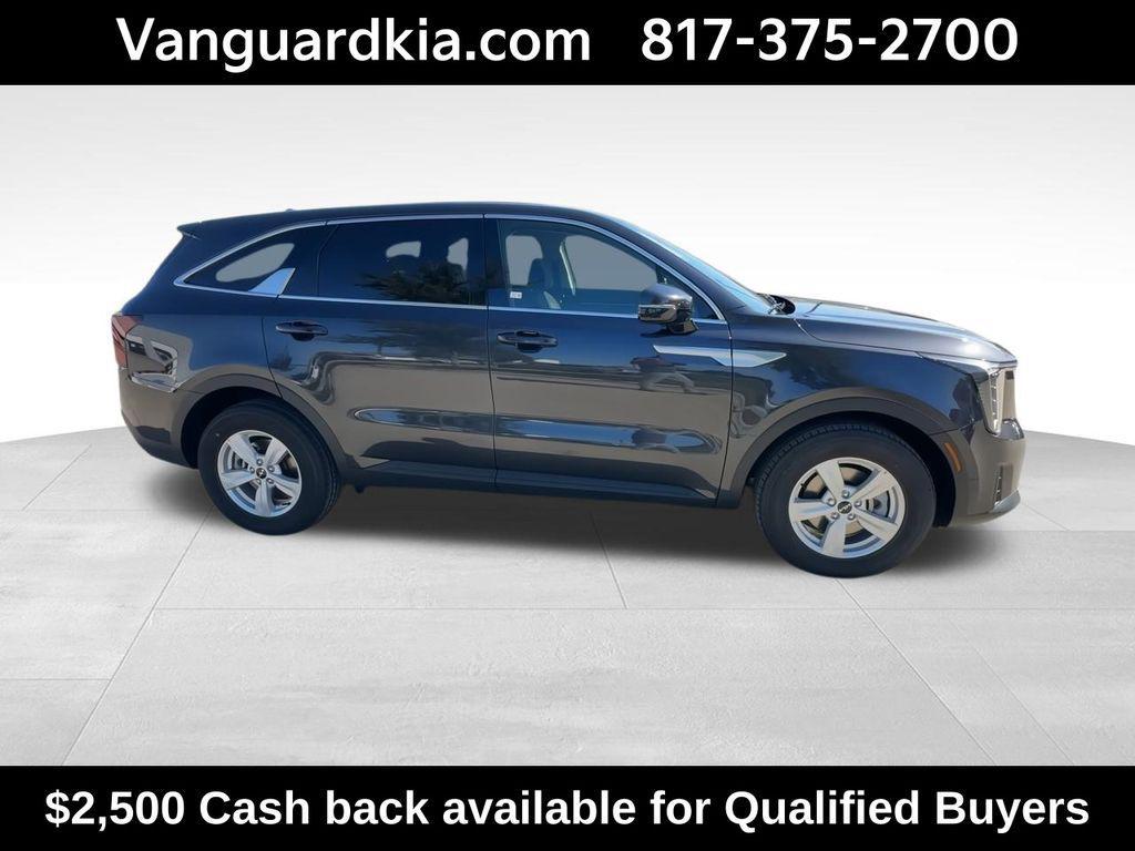 new 2025 Kia Sorento car, priced at $28,440