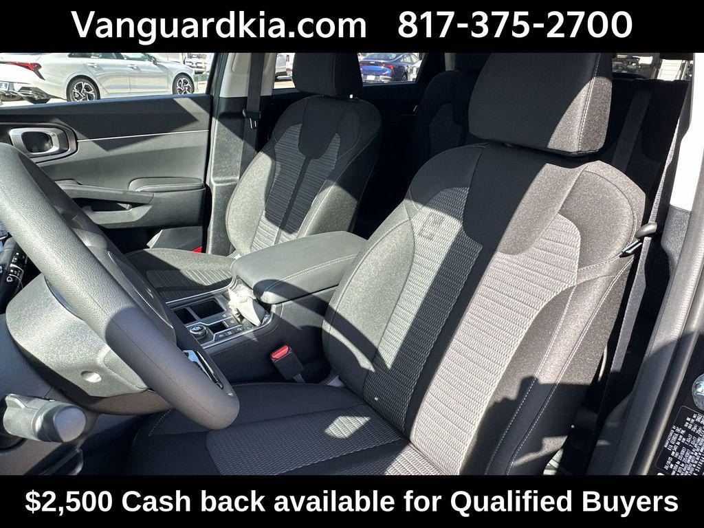 new 2025 Kia Sorento car, priced at $28,440