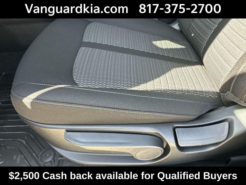 new 2025 Kia Sorento car, priced at $28,440