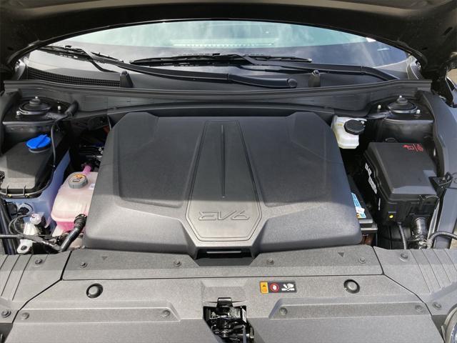 new 2025 Kia EV6 car, priced at $46,923