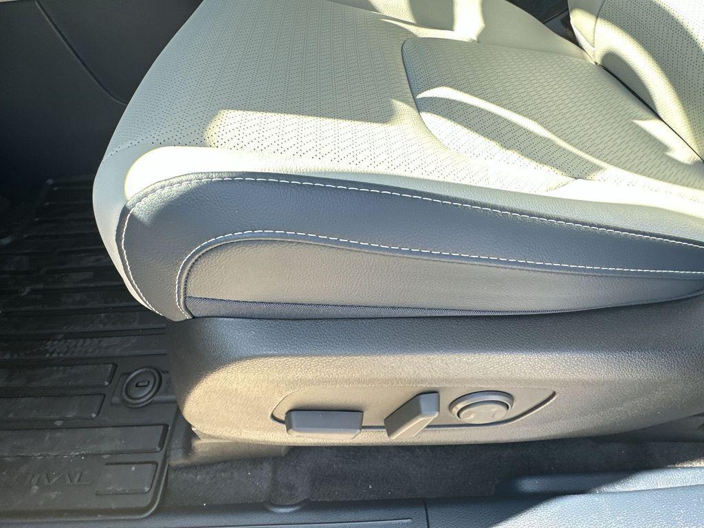 new 2026 Kia Carnival car, priced at $49,688