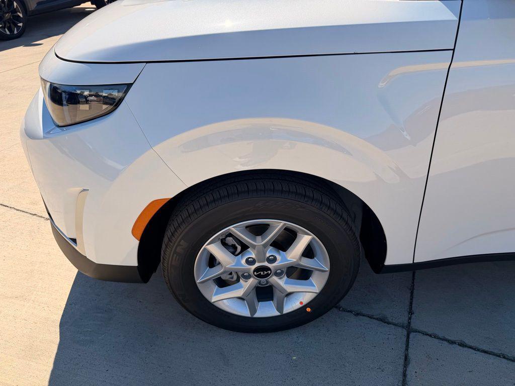new 2025 Kia Soul car, priced at $21,494
