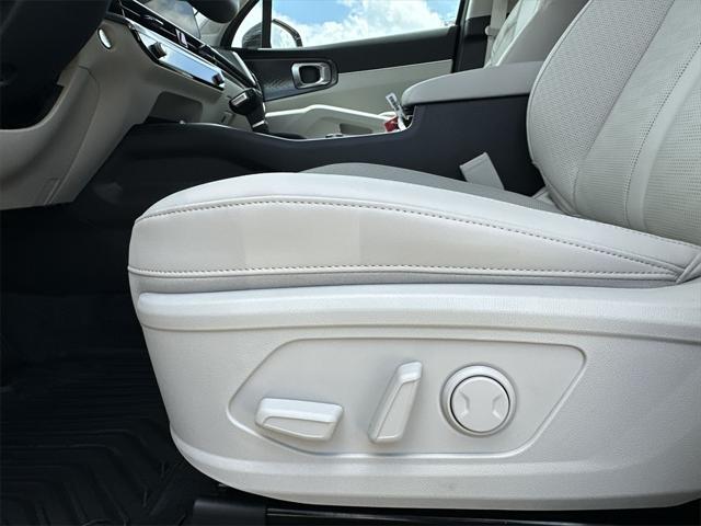 new 2025 Kia Sorento car, priced at $36,564