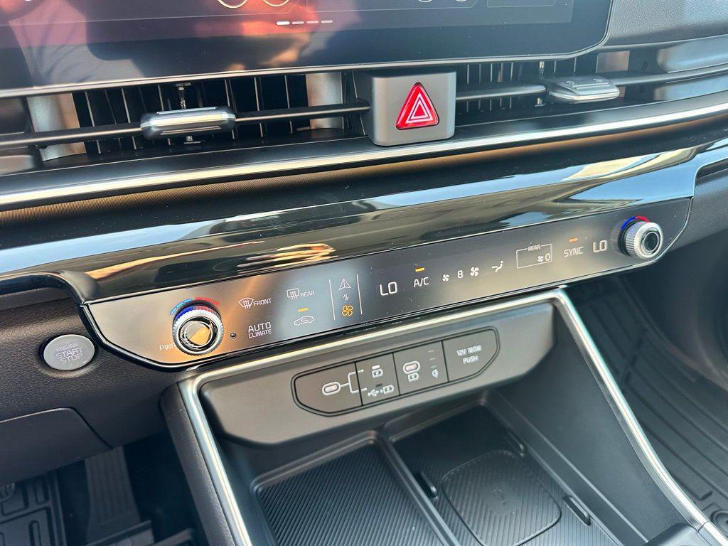 new 2026 Kia Carnival car, priced at $49,449