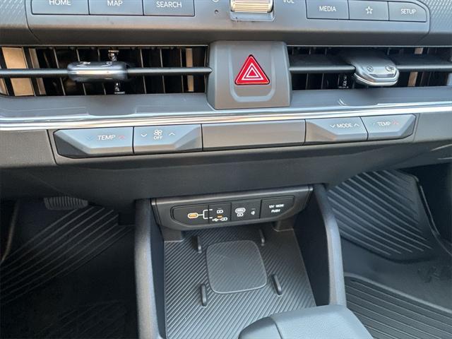 new 2025 Kia K4 car, priced at $24,047