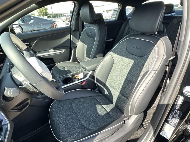 new 2025 Kia K4 car, priced at $24,047