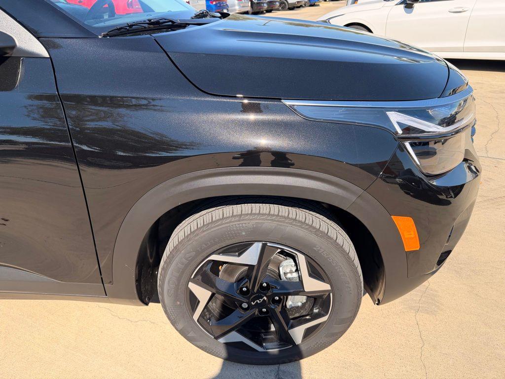 new 2026 Kia Seltos car, priced at $25,573