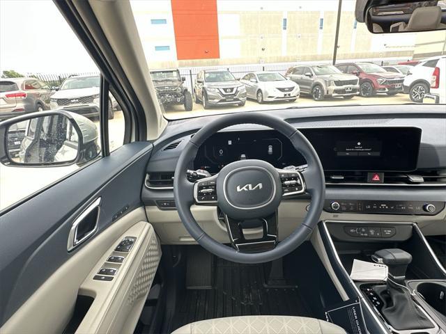 new 2025 Kia Carnival car, priced at $44,719