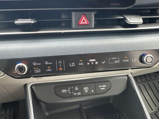 new 2025 Kia Carnival car, priced at $44,719