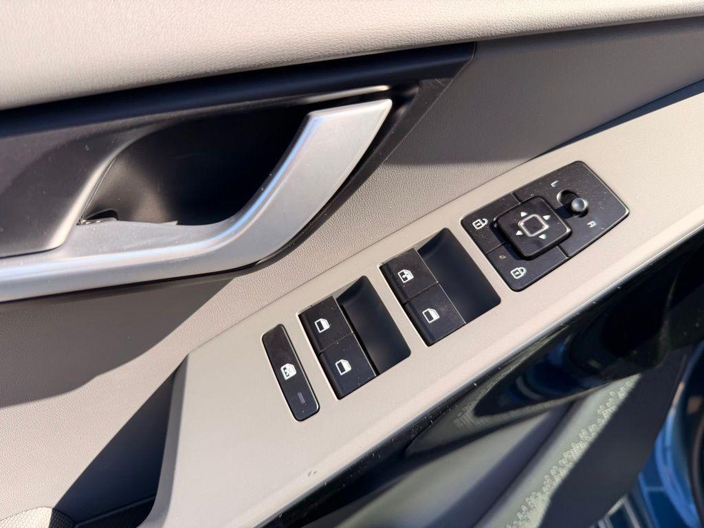 new 2026 Kia Niro car, priced at $32,650