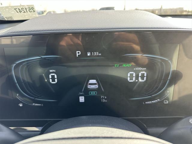 new 2025 Kia Niro car, priced at $29,029