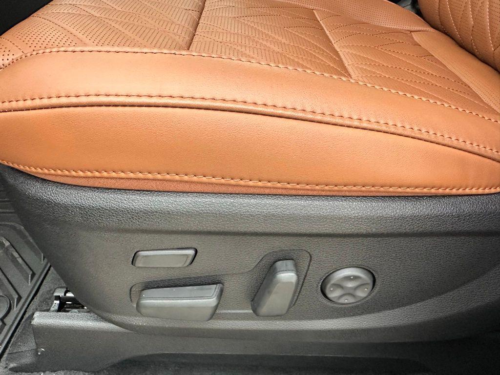 new 2025 Kia Telluride car, priced at $50,625