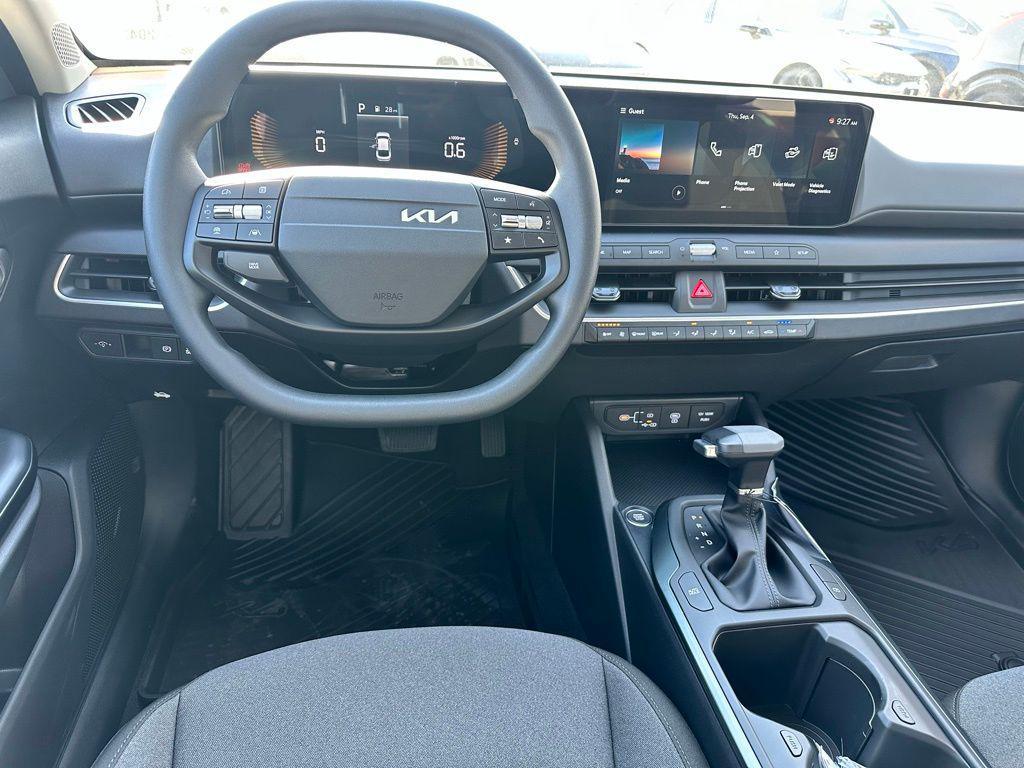 new 2025 Kia K4 car, priced at $23,278