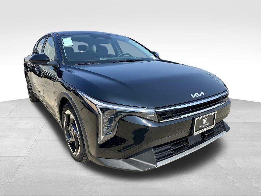 new 2025 Kia K4 car, priced at $23,558