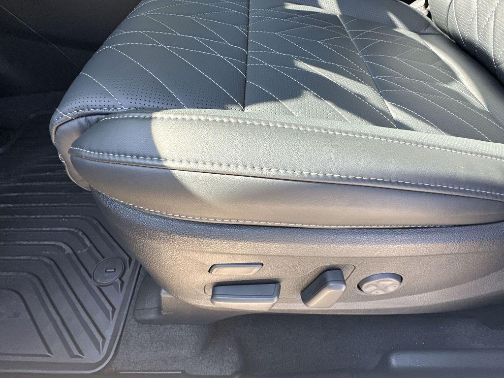 new 2025 Kia Telluride car, priced at $52,303