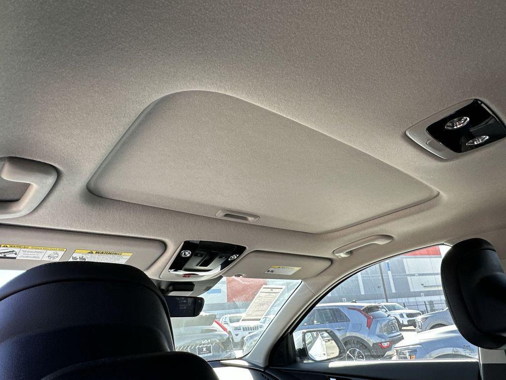 new 2025 Kia Niro car, priced at $29,143