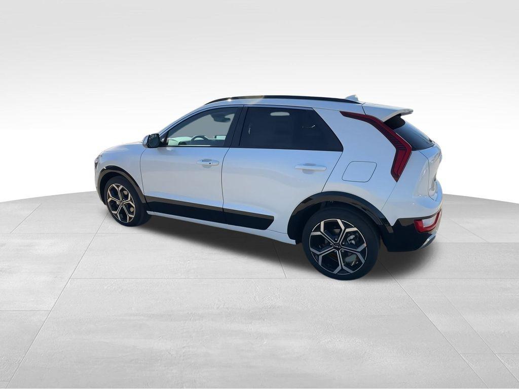new 2025 Kia Niro car, priced at $29,143