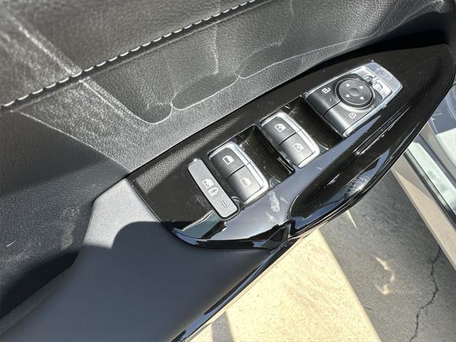 new 2025 Kia K5 car, priced at $29,433