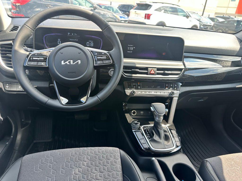 new 2026 Kia Seltos car, priced at $25,956
