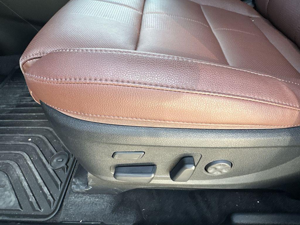 new 2025 Kia Telluride car, priced at $44,674